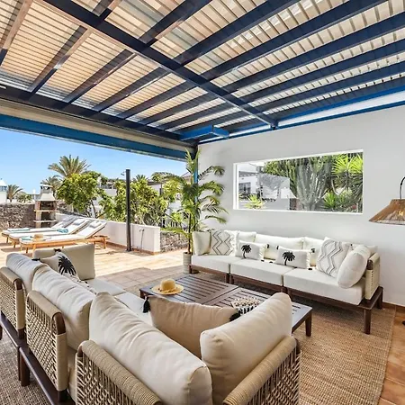 Azur By Aura * Πλάγια Μπλάνκα